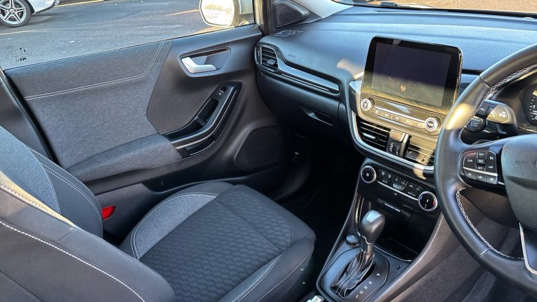 Ford Puma 1.0 EcoBoost Hybrid mHEV Titanium 5dr DCT Petrol Hatchback